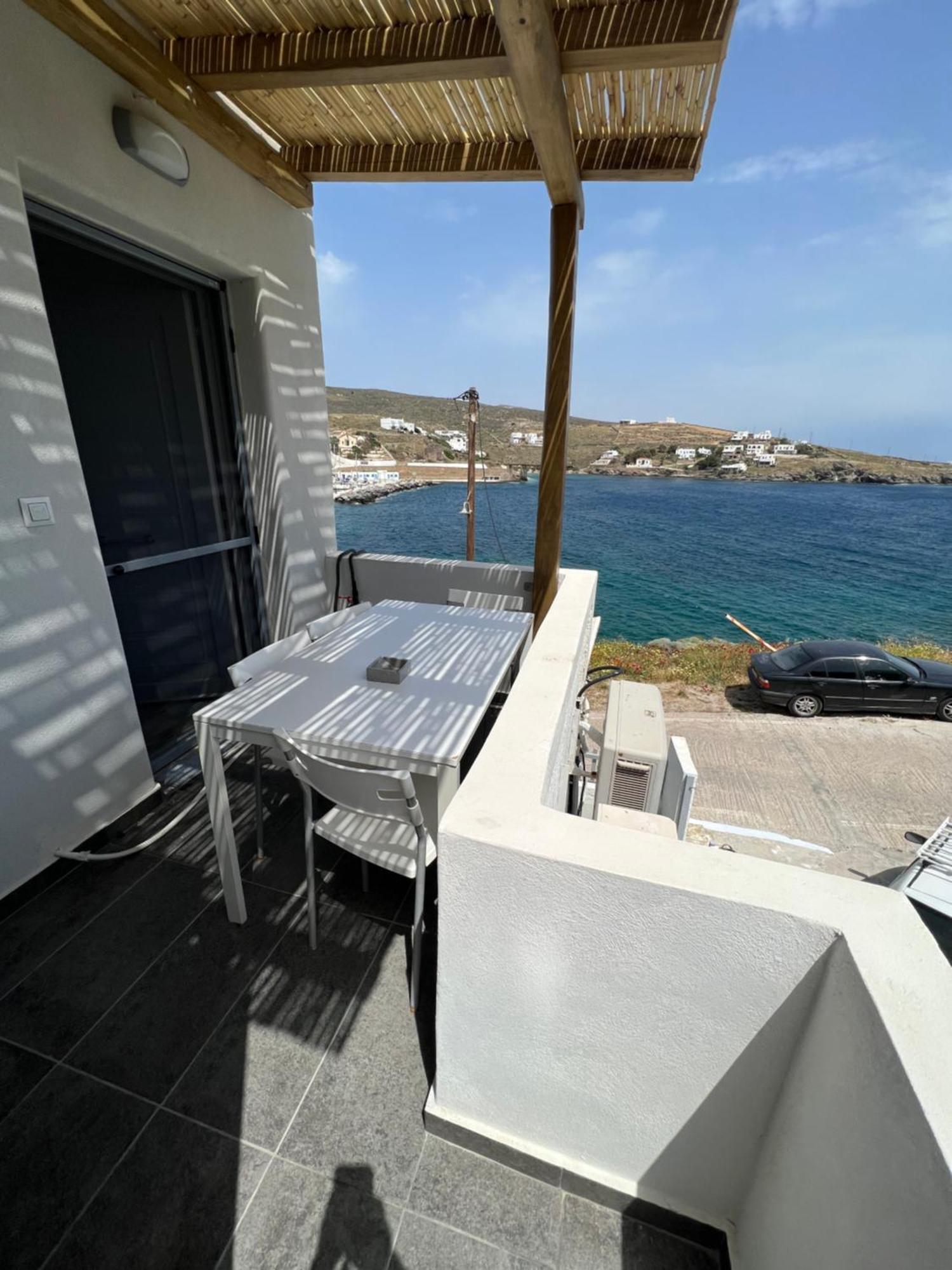 Theis Seafront Retreat - Loutra Seaview Bliss Loutrá Buitenkant foto